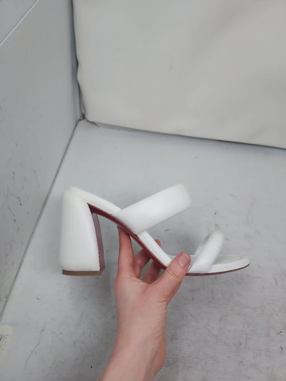 CHRISTIAN LOUBOUTIN White Inflama Sab Black Block Heel Sandal - Picture 3 of 13